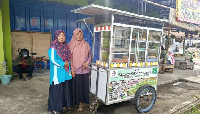 Kemandirian Ekonomi Berbasis Komunitas: Potret Transformasi KUB Fatayat Bulupayung